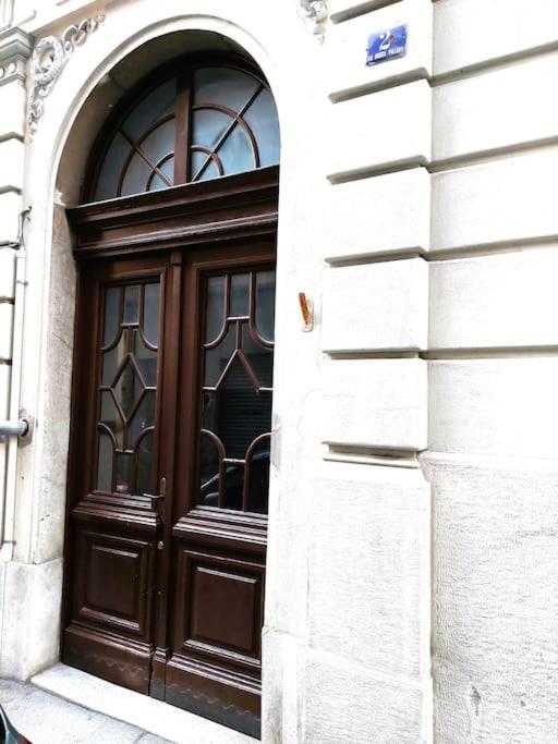 Triestiner Chic Apartment Exterior foto